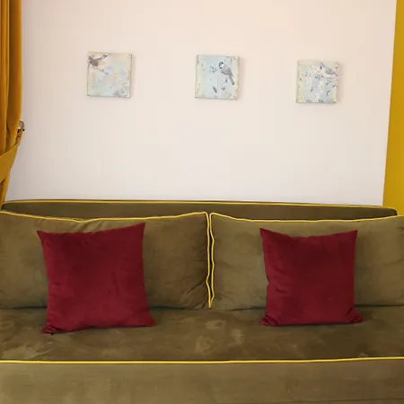 Appart hôtel Almond Hill 2*