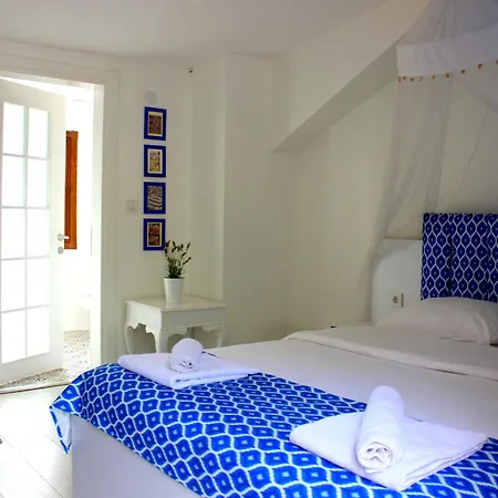Apart Otel Almond Hill 2*