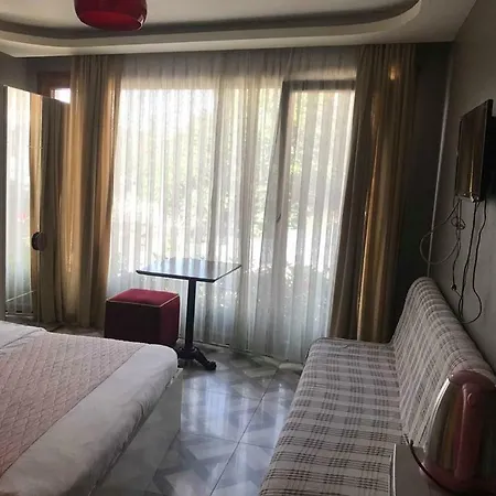 Apart Otel Almond Hill 2*