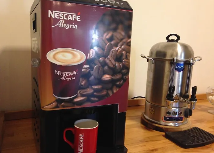 Appart hôtel Almond Hill 2*