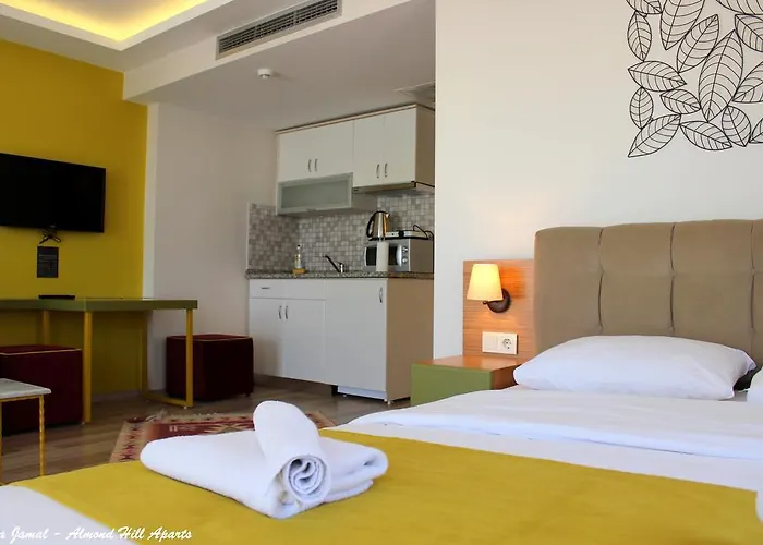 Almond Hill Appart hôtel 2*