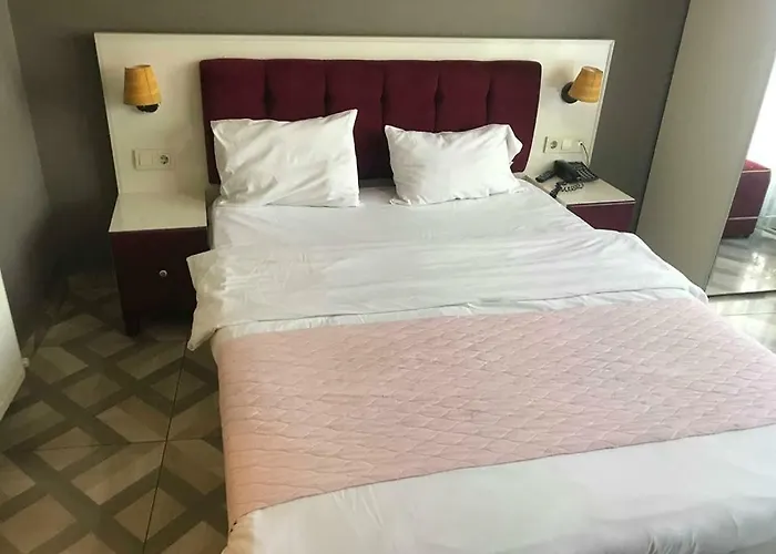 Almond Hill Appart hôtel